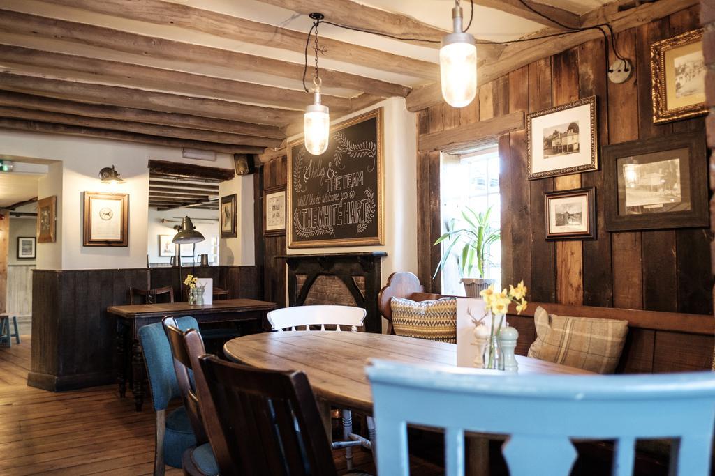 The White Hart Hotell Stockbridge  Exteriör bild