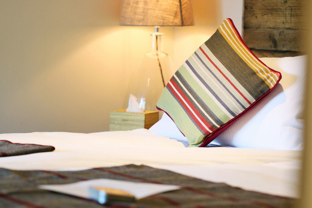 The White Hart Hotell Stockbridge  Exteriör bild