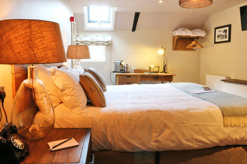 The White Hart Hotell Stockbridge  Exteriör bild