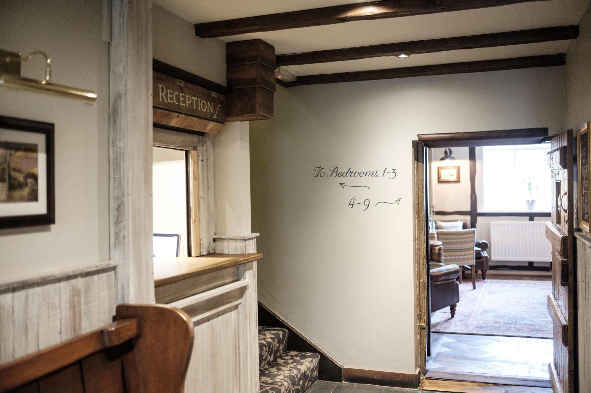 The White Hart Hotell Stockbridge  Exteriör bild