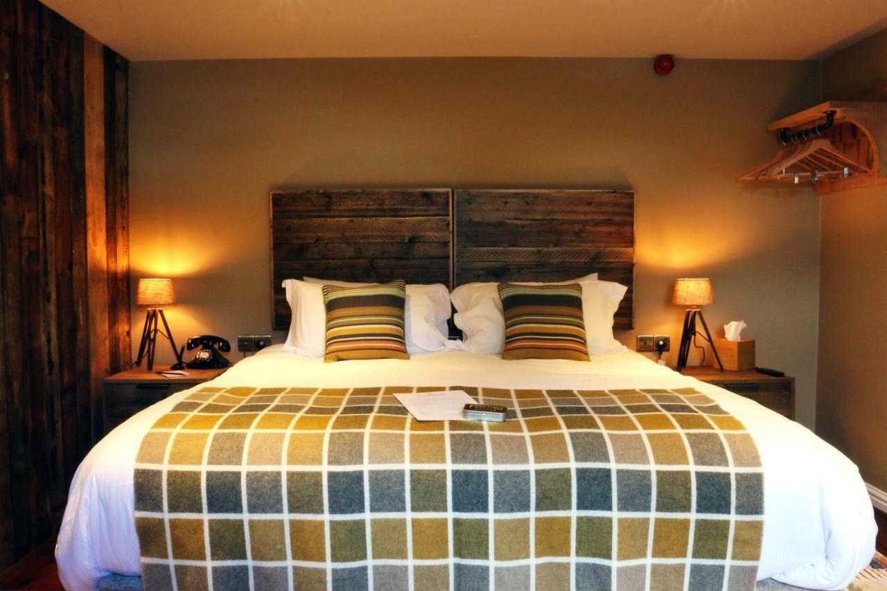 The White Hart Hotell Stockbridge  Exteriör bild